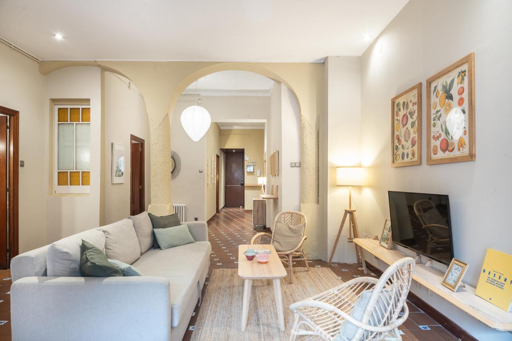 Spacious & Sunny Apt With Terrace In The City Center Barcelona Exterior photo